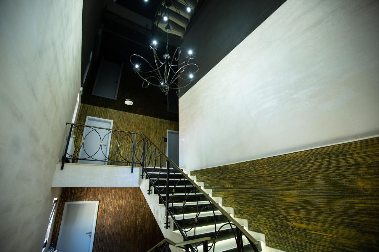 Renato House 호텔 Târgu Jiu 외부 사진