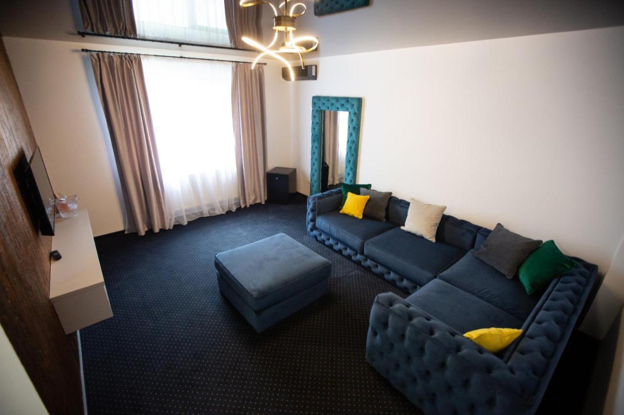 Renato House 호텔 Târgu Jiu 외부 사진