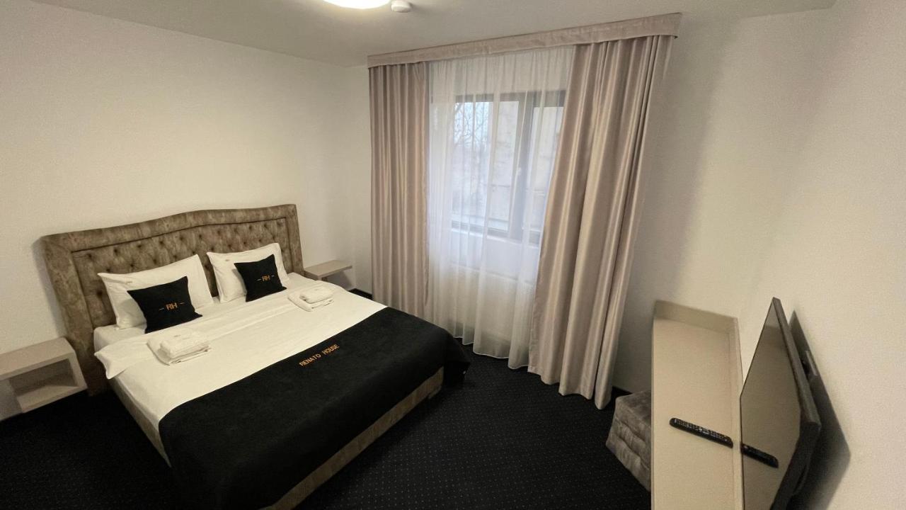 Renato House 호텔 Târgu Jiu 외부 사진