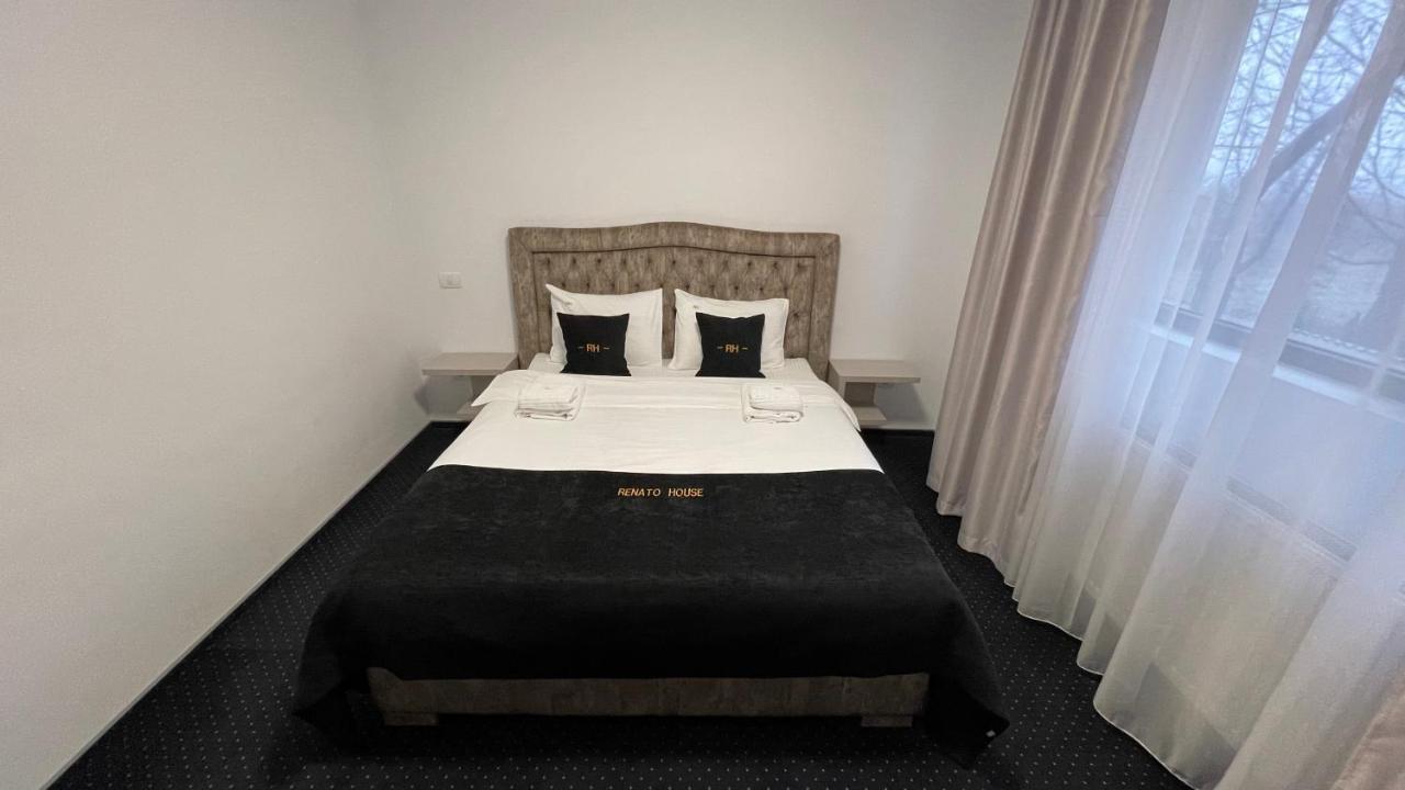 Renato House 호텔 Târgu Jiu 외부 사진