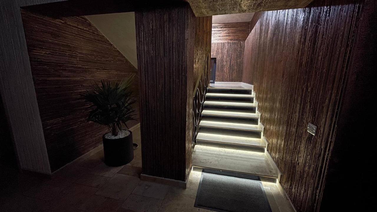 Renato House 호텔 Târgu Jiu 외부 사진
