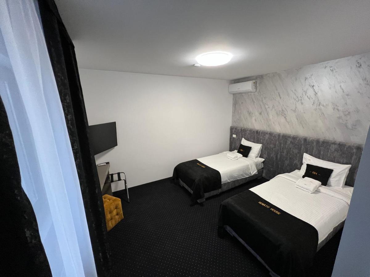Renato House 호텔 Târgu Jiu 외부 사진